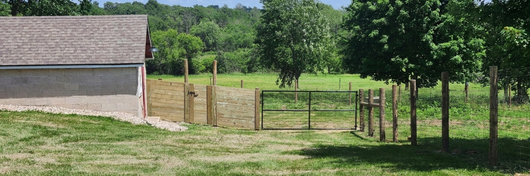 Fence line near Madison, Wisconsin