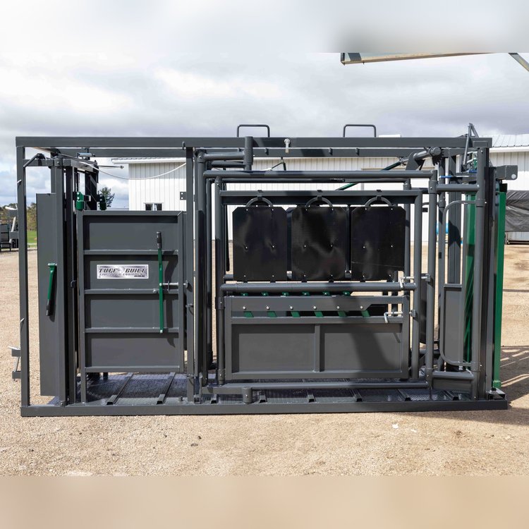Tuff Built Deluxe Squeeze Chute for sale in Madison, Wisconsin